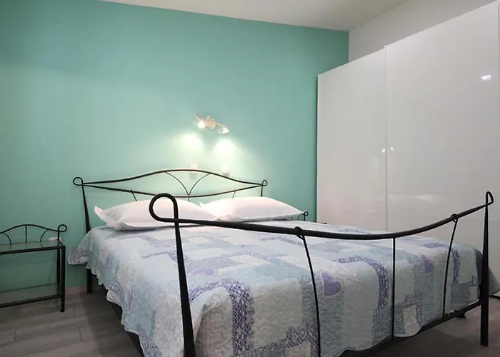 3 Bedroom Cozy In Apartment